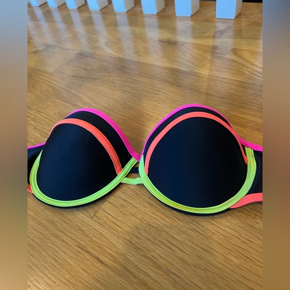 Strapless bathing suit top! - Picture 4 of 9